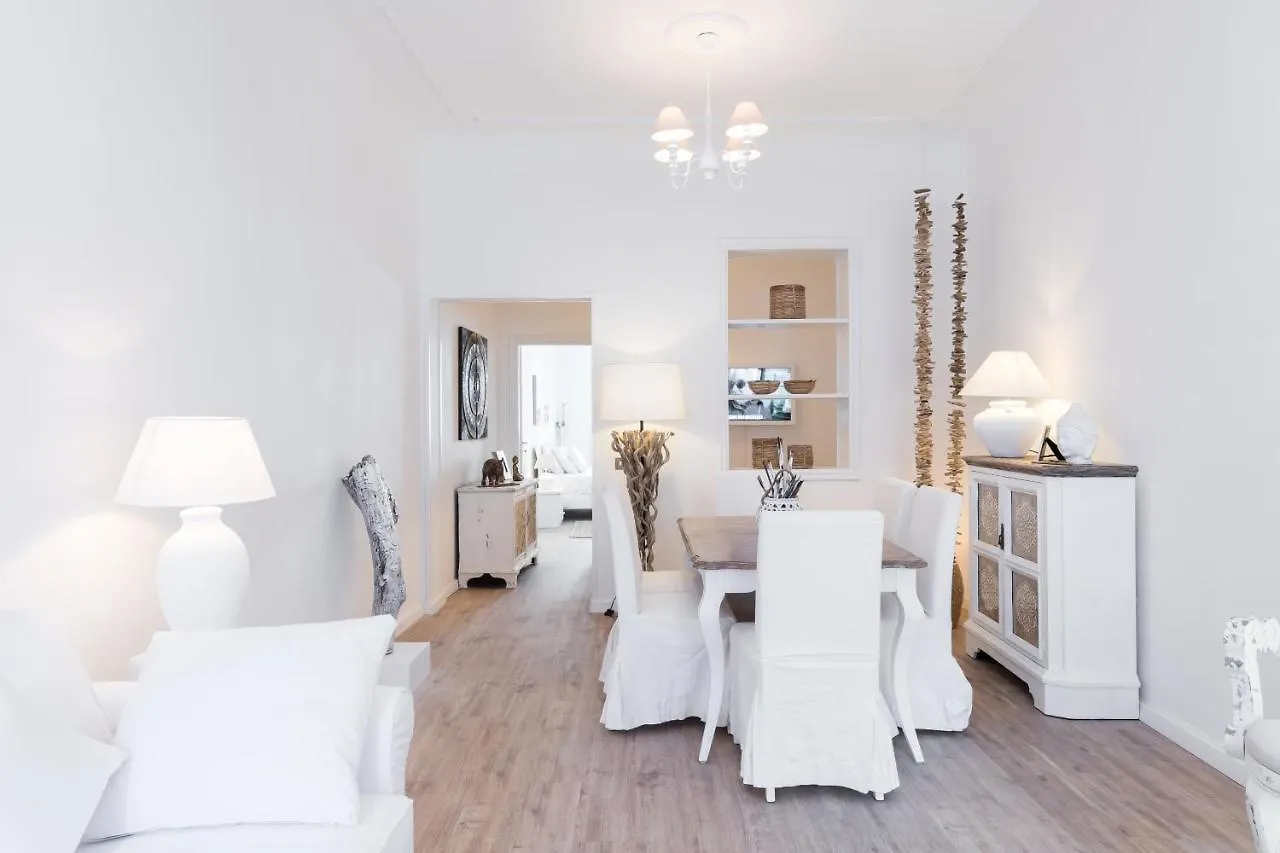 Spanish Steps 52 Luxury Rome Apartment