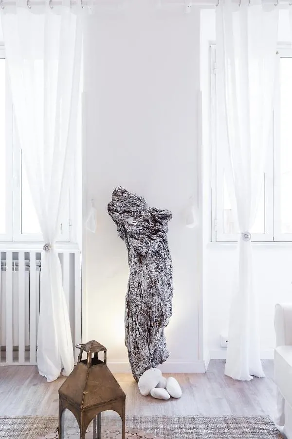 Spanish Steps 52 Luxury Rome Apartment